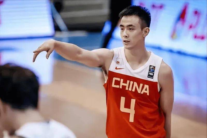 羡慕姐姐的美貌